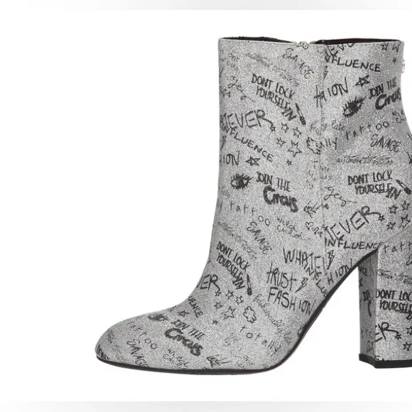 Circus by Sam Edelman Connelly Black Multi Circus Graffiti Print 🩶🩶 - Picture 7 of 8